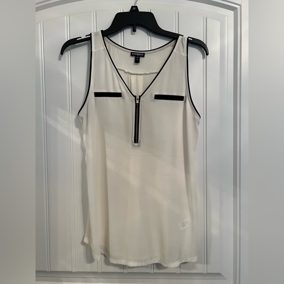 Express Tank - Picture 2 of 4